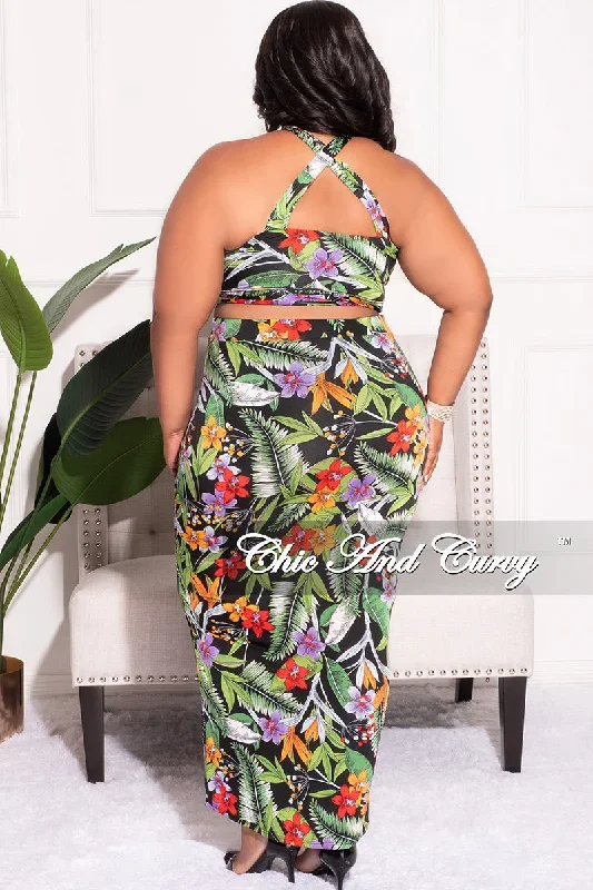 final-sale-plus-size-2pc-ruched-skirt-set-in-black-multi-color-design-print