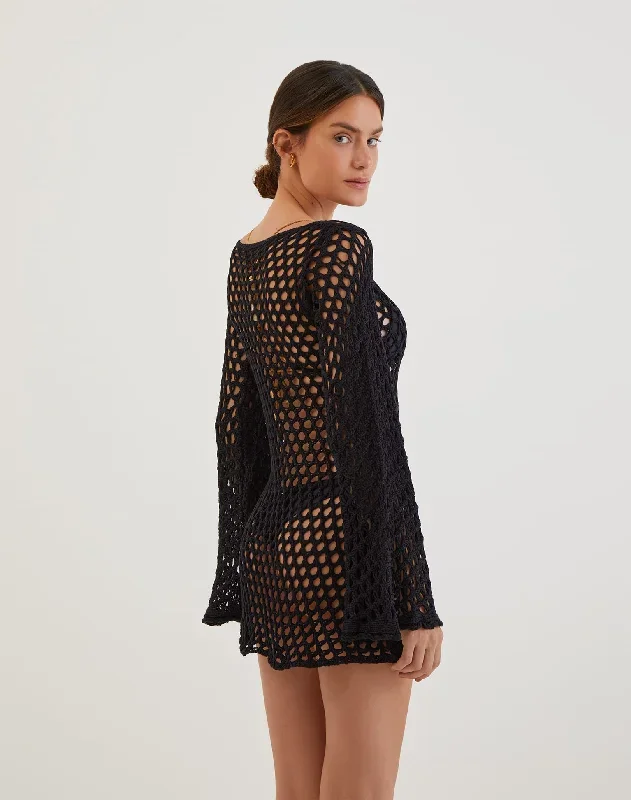 knit-belle-short-cover-up-black