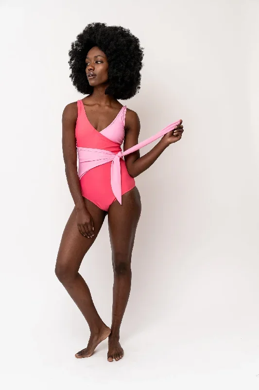 palm-beach-one-piece-pink-stripe