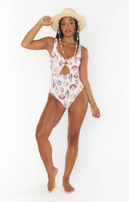 summer-one-piece-white-shells