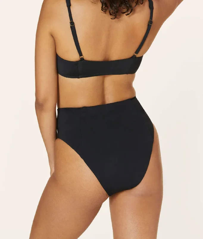 the-high-waisted-cheeky-bottom-flat-black