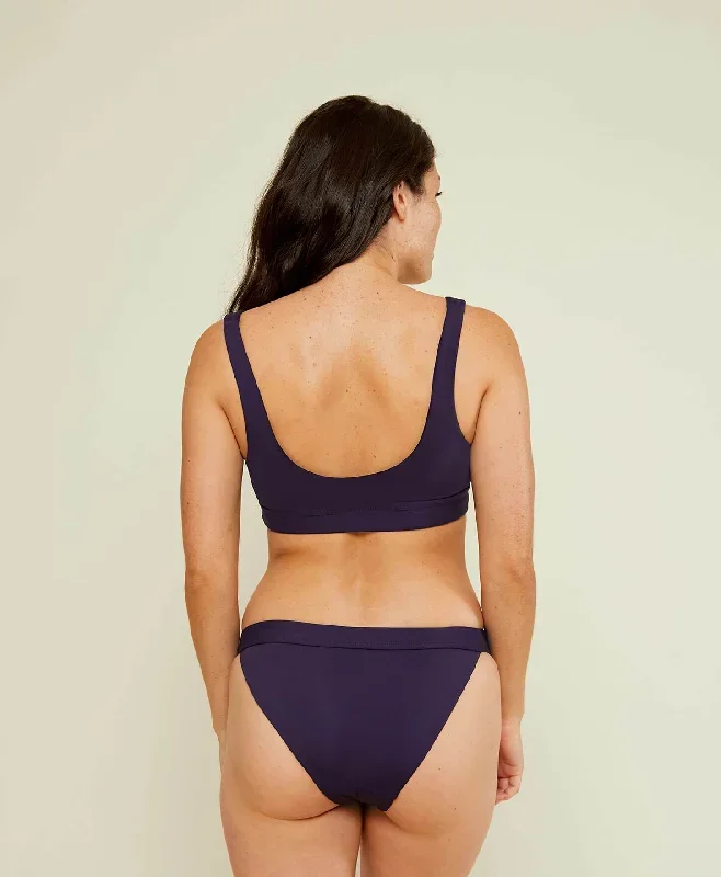 the-ventura-top-flat-navy